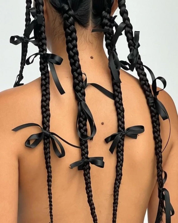 30 Chic Hairstyles for Brides with Long Hair