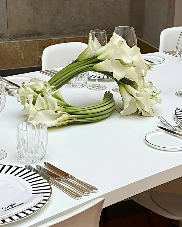 Trend: Twisted Floral Centerpieces