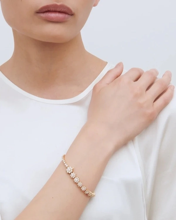 18 Chic Tennis Bracelets