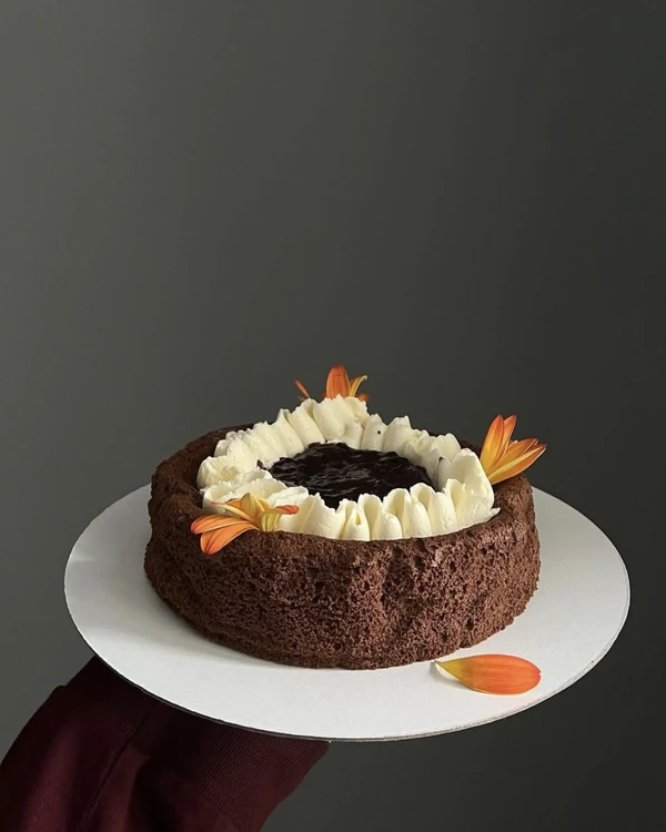 40 Irresistible Chocolate Brown Wedding Cakes & Desserts