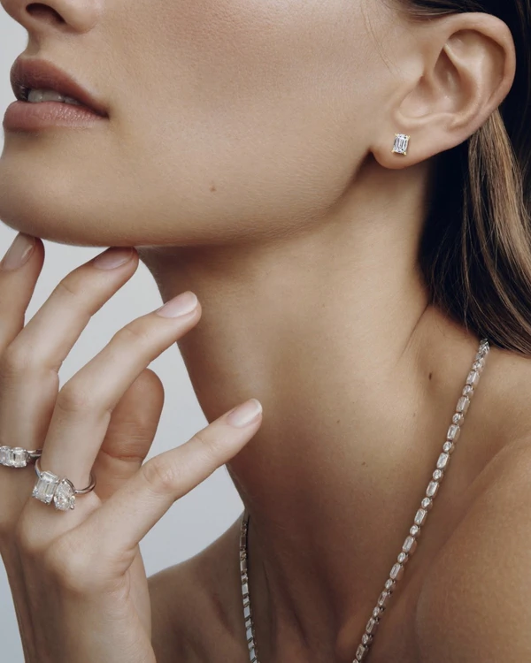 30 Expert Tips for Diamond Engagement & Wedding Ring Shopping