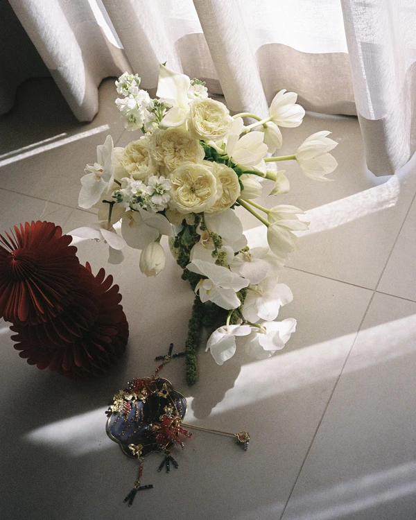 A Unique Fusion of Italian, Spanish & Chinese Cultures in this Chic Madrid Garden Wedding