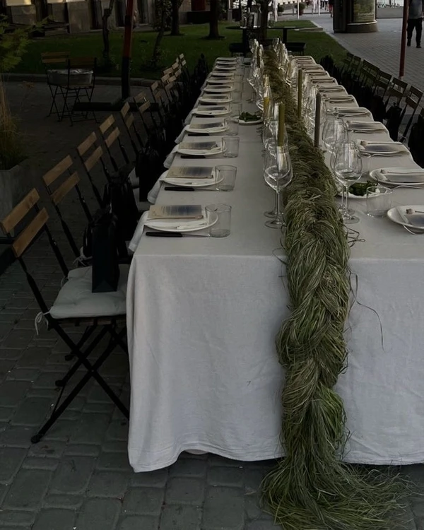Trend: Woven Grass Arrangements