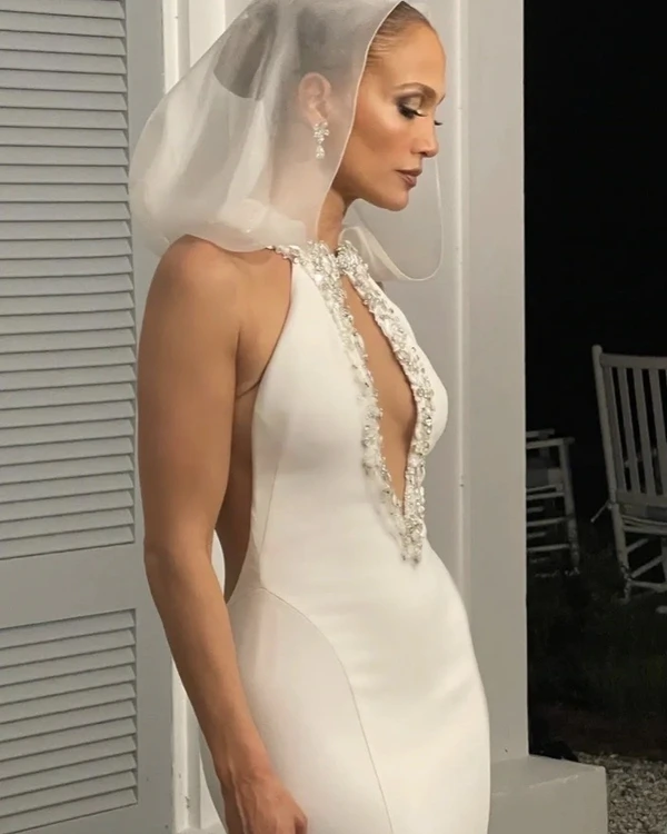 All the Details from Jennifer Lopez and Ben Affleck's Wedding