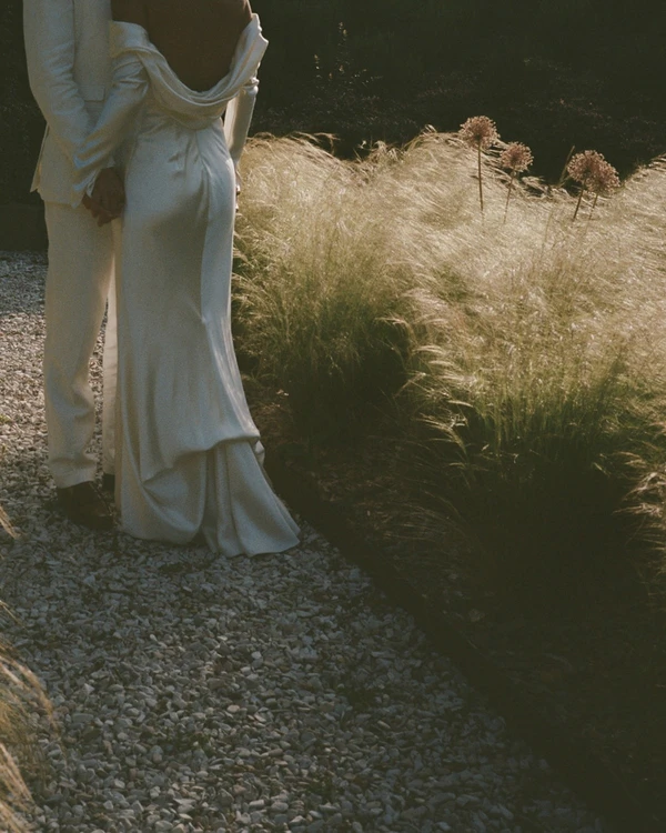 A Bold Destination Wedding in Umbria with Chartreuse Drapery & a Surprise Movie Moment
