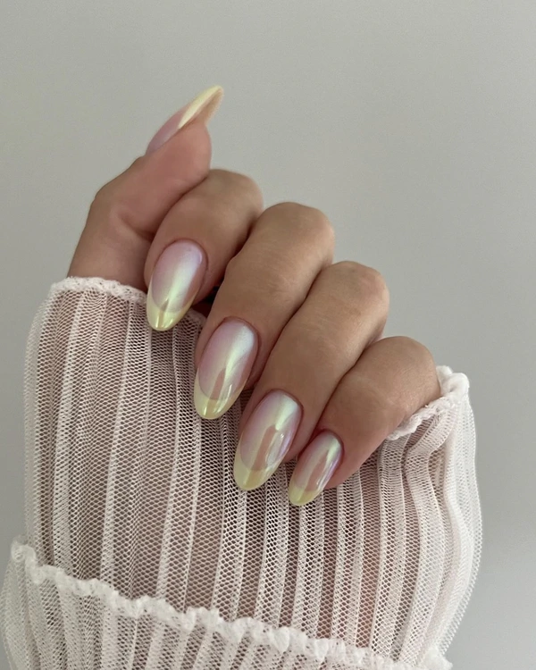 30 Minimalist Nail Designs