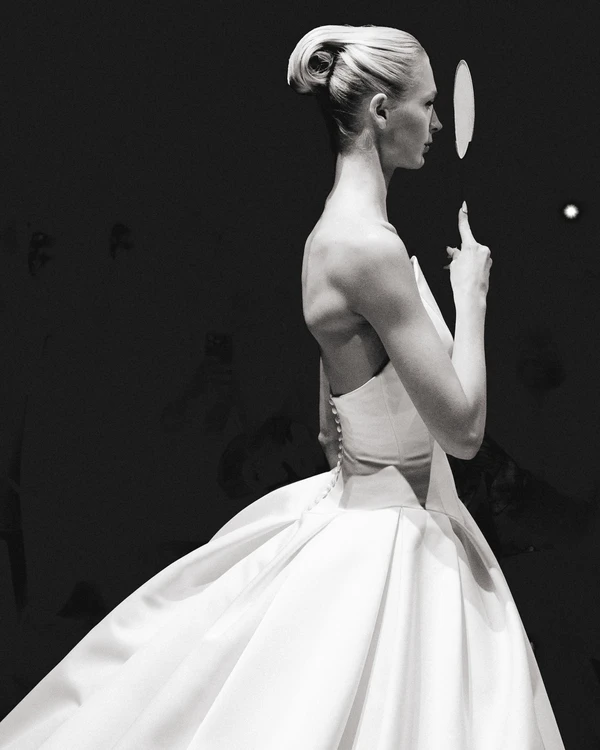 Photography: <a href="https://www.instagram.com/ceremonybyalexmari/">Alex Mari</a>