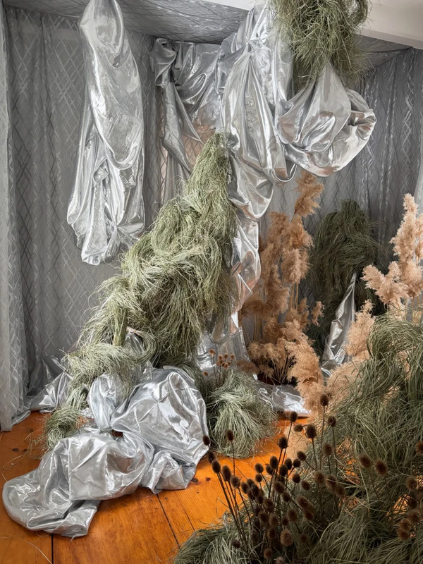 <a href="https://www.instagram.com/textureflorals/p/DWEN1U3FjXW/?img_index=3">Texture</a>