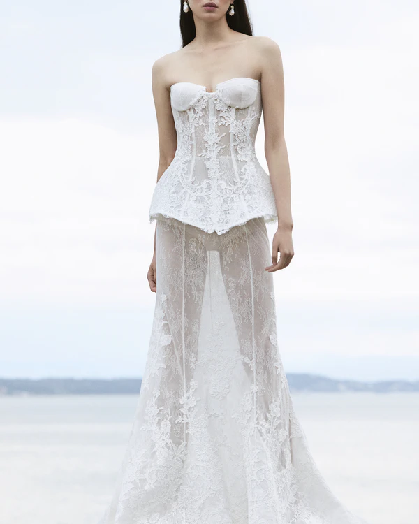 The Chicest Looks & Trends from the Spring '26 Bridal Collections