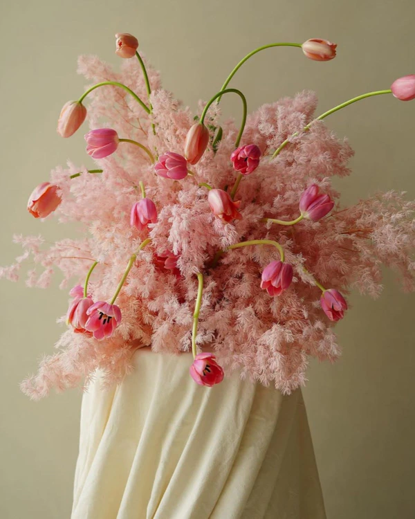 <a href="https://www.instagram.com/p/DVlSVISgmRp/?img_index=1">Gosha Flowers</a>