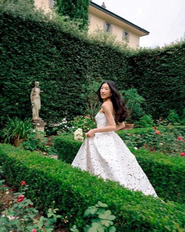Inside the Gorgeous Details of Influencer Becca Bloom’s Fairytale Lake Como Wedding