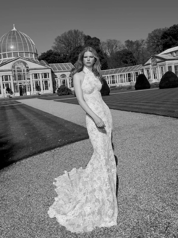 <a href="https://www.galialahav.com/products/sylvie?srsltid=AfmBOoo7FU00JNWw5b3C92DUaI0PSZxMnzR6NCy40XL1Ey44ZKQddybe">Galia Lahav</a>