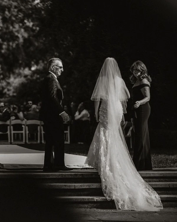 How to Set Boundaries When Parents Are Paying for Your Wedding