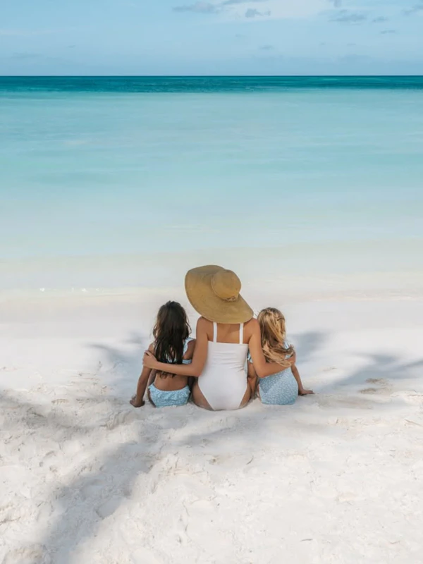 <a href="https://www.instagram.com/p/DW6duDZoC_r/">Aruba Marriott</a>