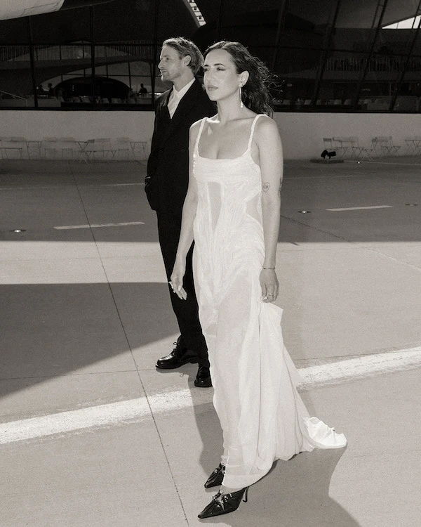 A Chic Wedding at a Retro New York City Airport