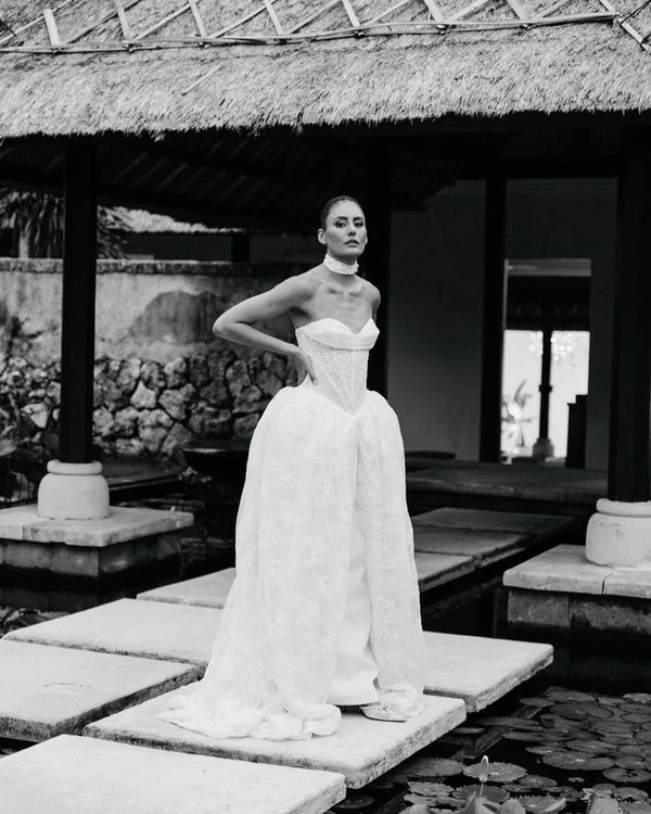 18 Expert Wedding Tips Every Bride Must Know