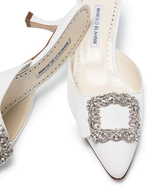 17 Most Elegant Low-Heel Wedding Shoes