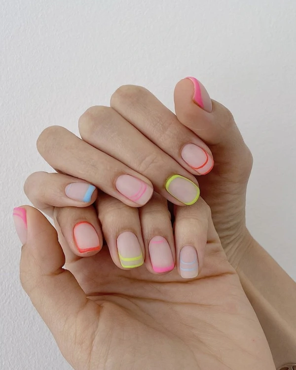 Colorful Manicure for a Wedding