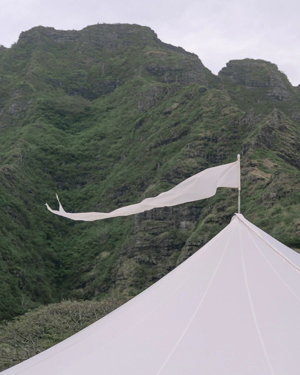 A Bold & Artfully Designed Wedding on the Lush Tropical Shores of Oahu, Hawaii