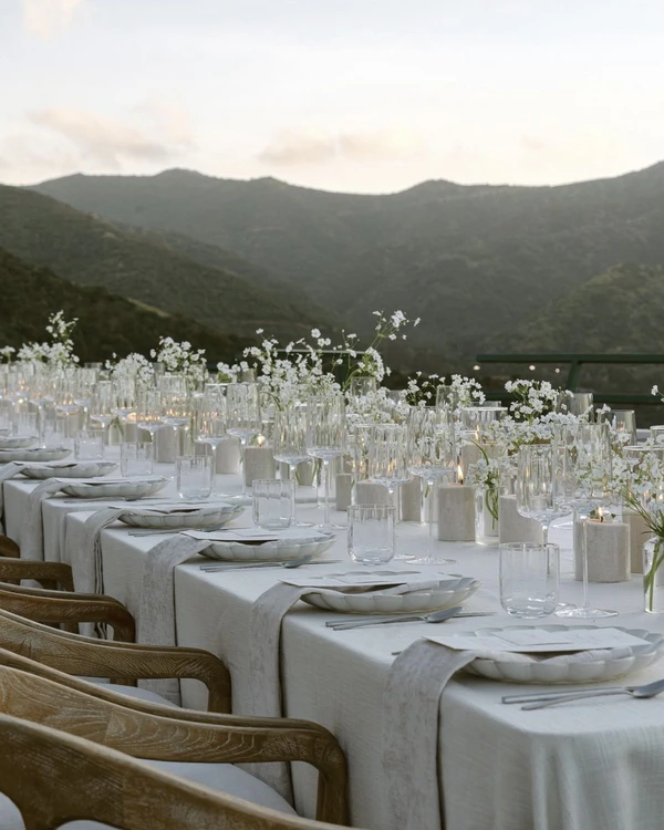 40 Flower Table Centerpiece Ideas
