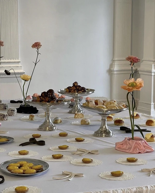 Food Styling Trend: Dessert Tablescapes