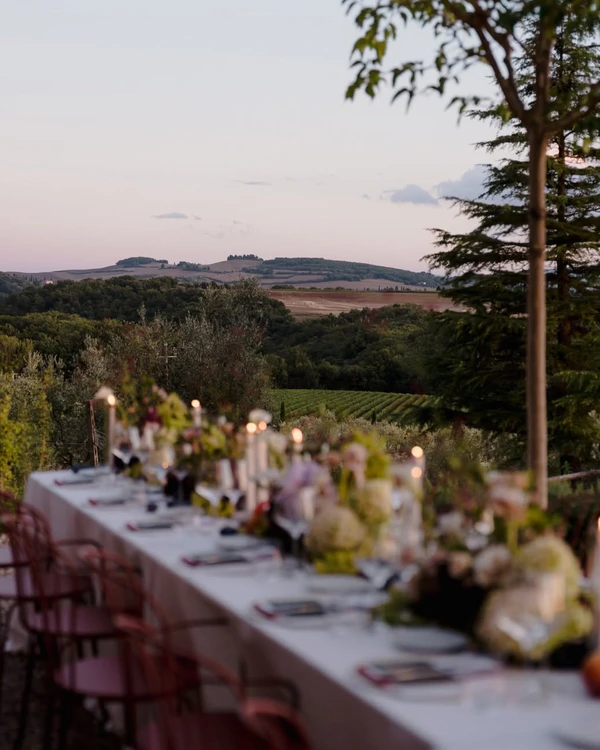 <a href="https://www.instagram.com/casanewtontuscany">Casa Newton</a>, Photography: <a href="https://www.instagram.com/mikiphotography/">Miki Studios</a>
