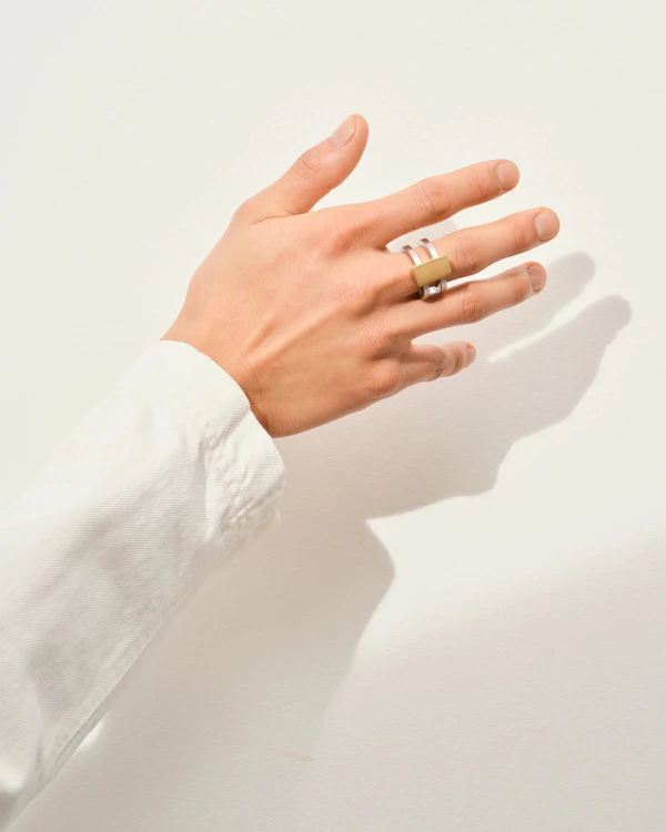 Metals Guide: Men's Wedding Bands
