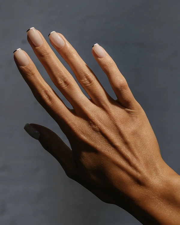 30 Minimalist Nail Designs — photo 1