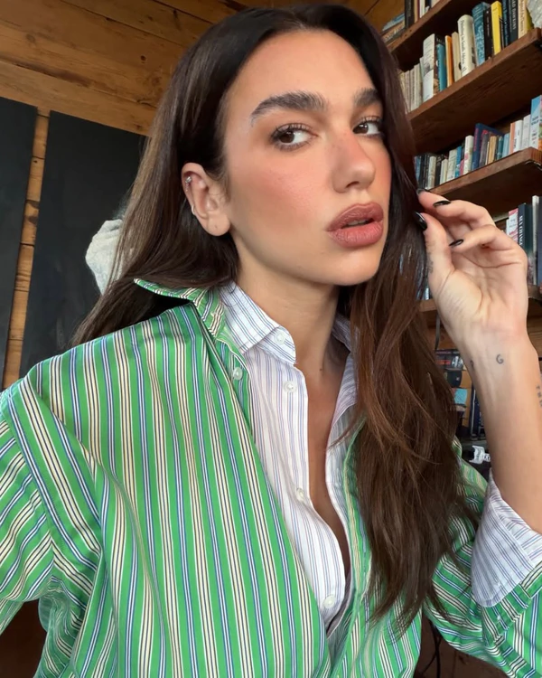 Content: <a href="https://www.instagram.com/dualipa/">Dua Lipa</a>