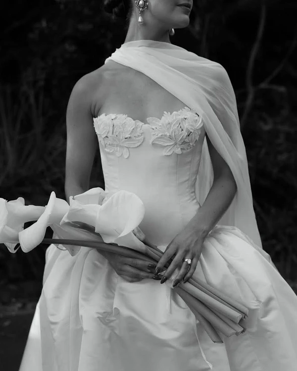 10 Wedding Dress Shopping Mistakes Brides Make (and How to Avoid Them) — photo 1