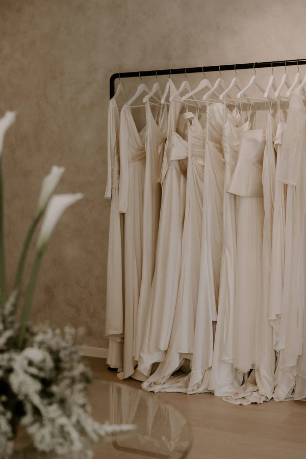 <a href="https://www.instagram.com/spherebridalgallery/">Sphere Bridal Gallery</a>, Photography: <a href="https://www.instagram.com/jannekestorm/">Janneke Storm</a>