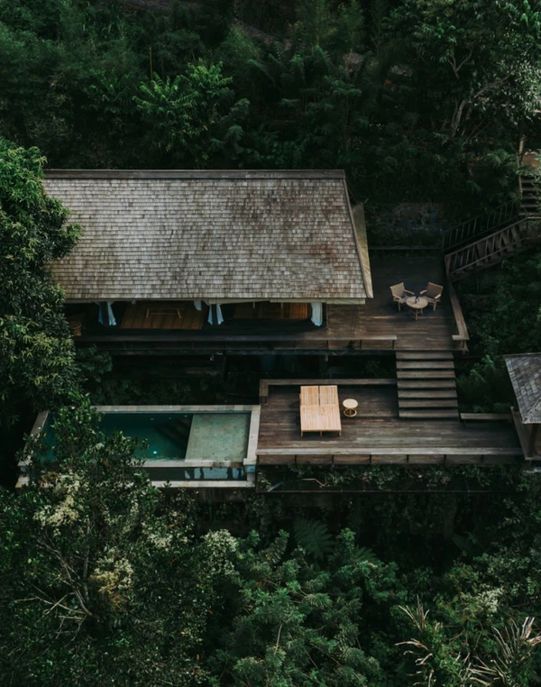 <a href="https://www.instagram.com/p/DXUG0ynjUfw/?img_index=1">Buahan, a Banyan Tree Escape</a>