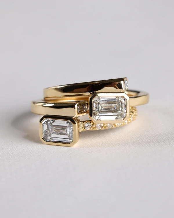 24 East-West Engagement Rings — photo 1