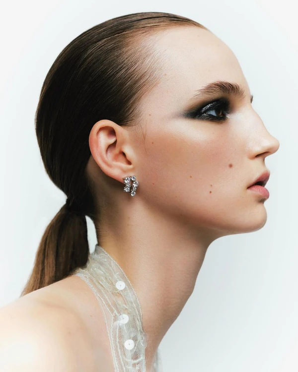 25 Elegant Fine Jewelry Earrings for Brides — photo 1