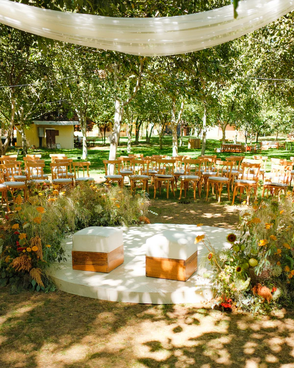 A Chic Sun-Drenched Wedding Amongst a Free-Range Farm Estate