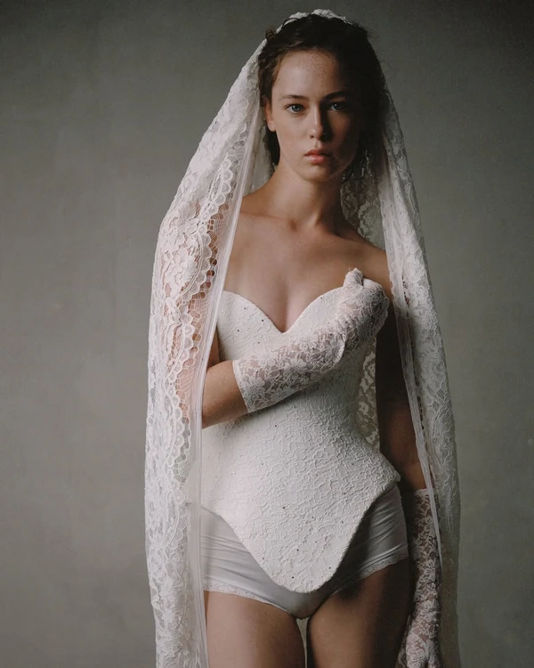 What is a Bridal Stylist and How Do They Work?