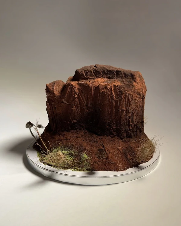 40 Irresistible Chocolate Brown Wedding Cakes & Desserts