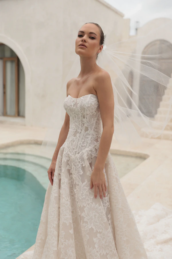 Mariana Hardwick, wedding bridal in Melbourne, Australia — portfolio photo 11