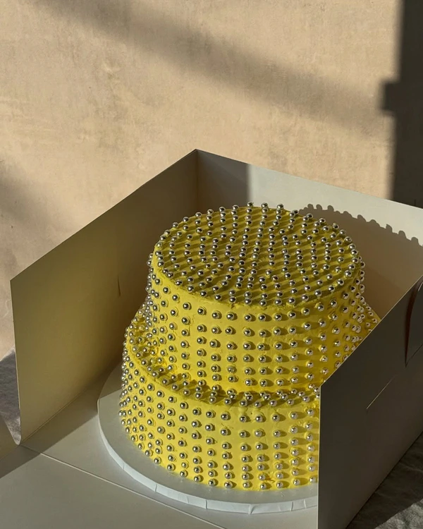 <a href="https://www.instagram.com/p/DNNkZs7xjJF/?img_index=1" target="_blank">G Cakes</a>