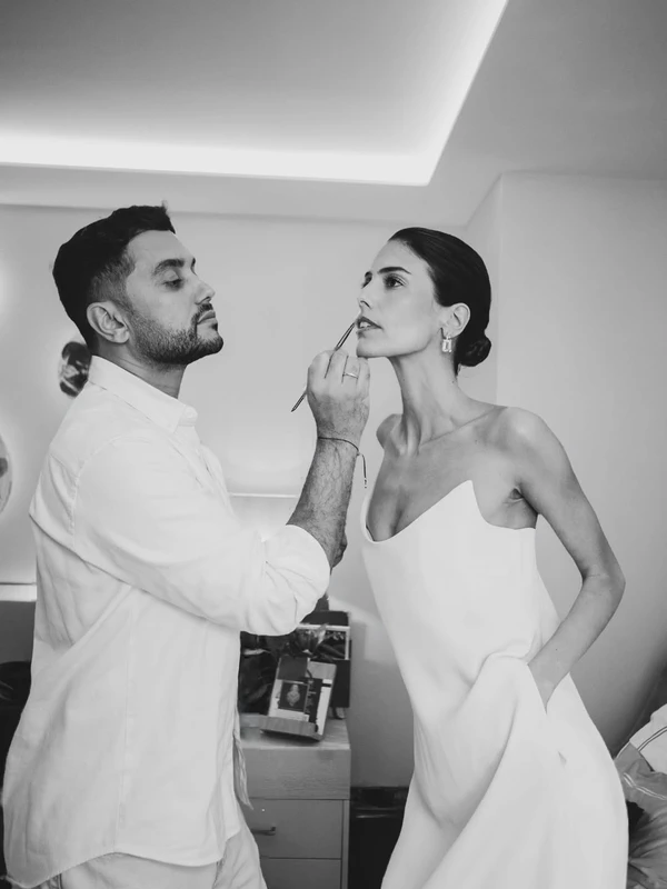 <a href="https://www.instagram.com/p/DPN2SRFjHIq/?img_index=6">Tom Perdigão</a>, Photography: <a href="https://www.instagram.com/elionogueiraofficial/">Élio Nogueira</a>