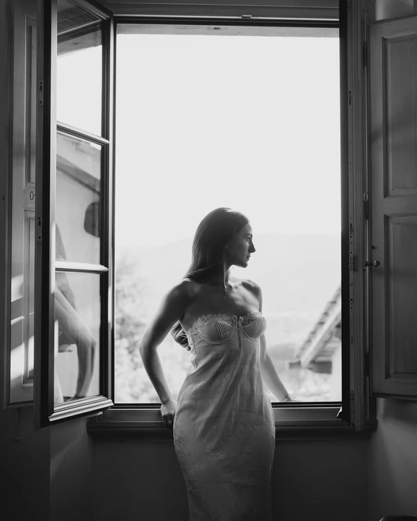 A Classic & Elegant Celebration Amongst an Italian Garden Villa