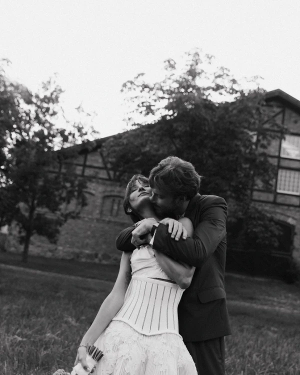 How to Handle Wedding Budget Stress as a Couple
