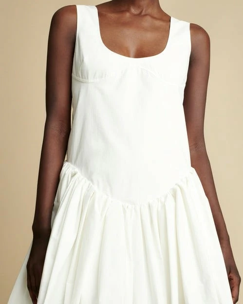 21 Maternity Dresses for Brides
