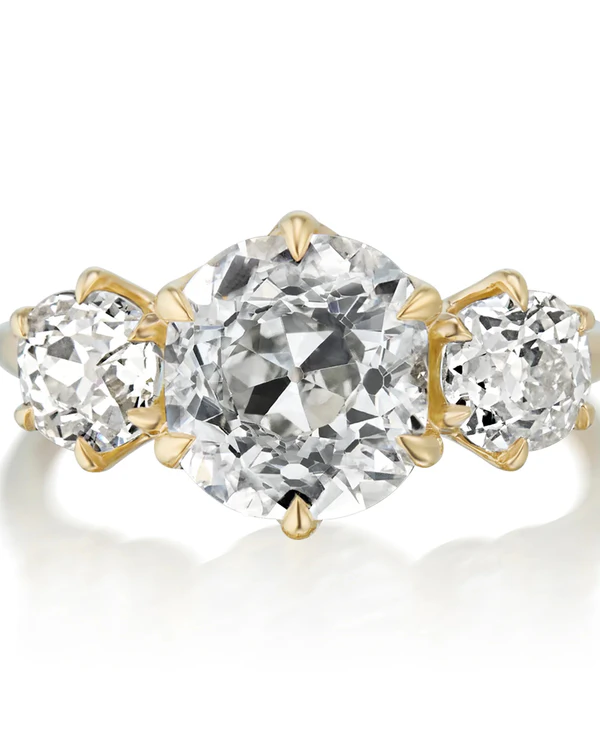<a href="https://mati-jewelry.com/collections/new-in-1/products/sol-5-12-ring">Vale Jewelry</a>