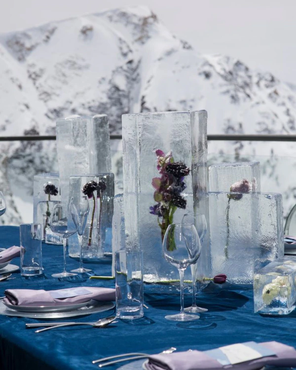 40 Tablescape Ideas for A Winter Wedding