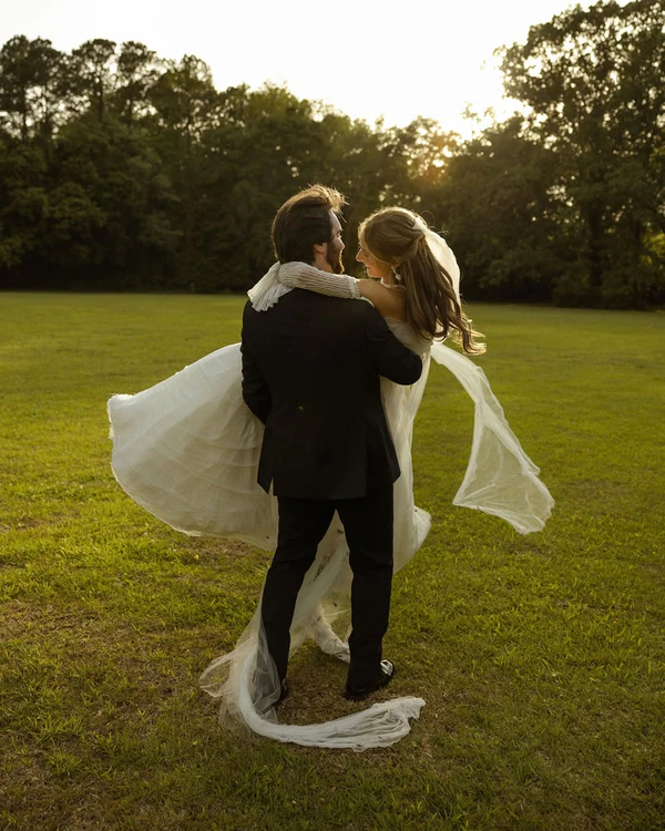 <a href="https://www.instagram.com/p/DT0kGJlD8SV/?img_index=13" target="_blank">Photography: Moments with Mae</a>