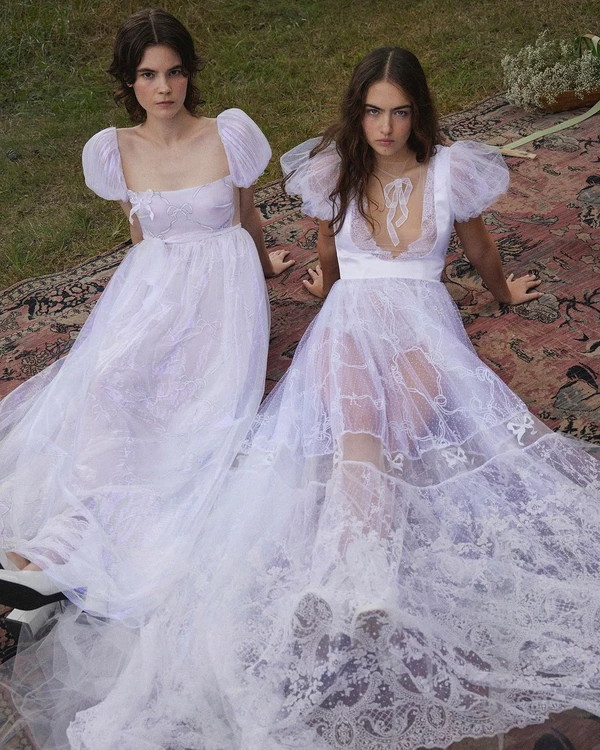 Trend: Naked Wedding Dresses