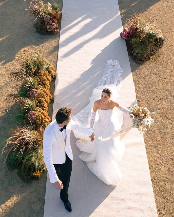 A Look Inside Influencer Jourdan Sloane’s Stylish Mountaintop Wedding — photo 2