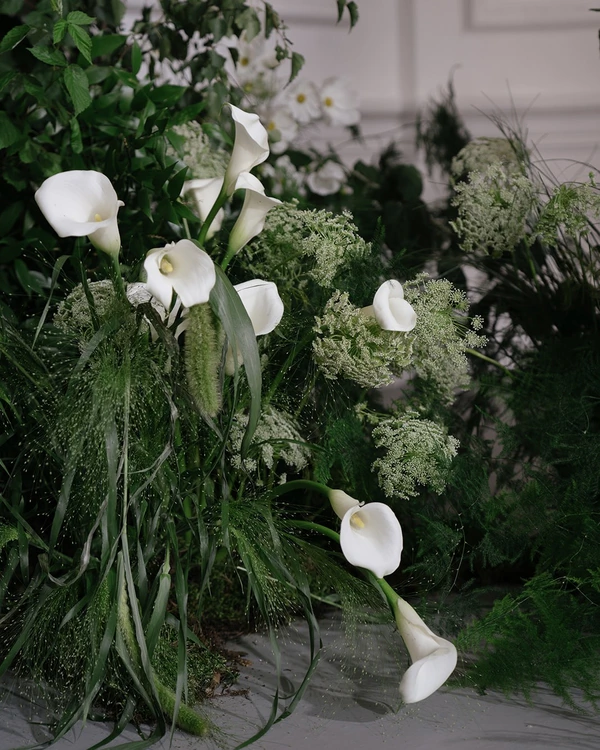 An Elegant Vintage-Style Wedding in a Historic Mansion