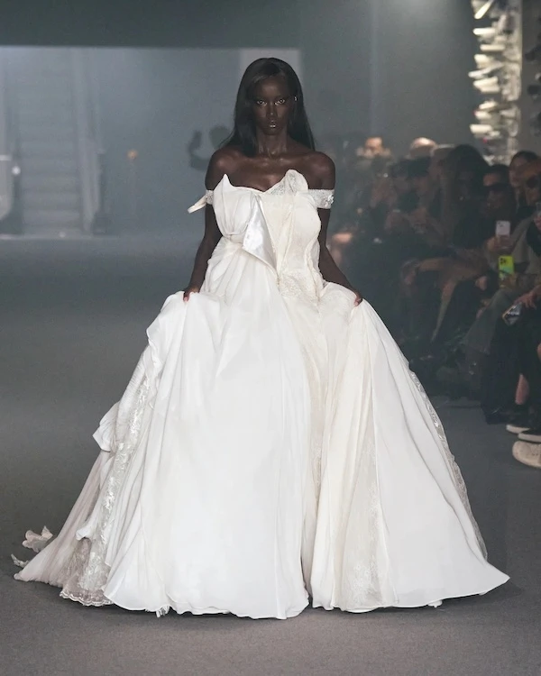 Vetements Introduces SS 2025 RTW Collection — photo 1